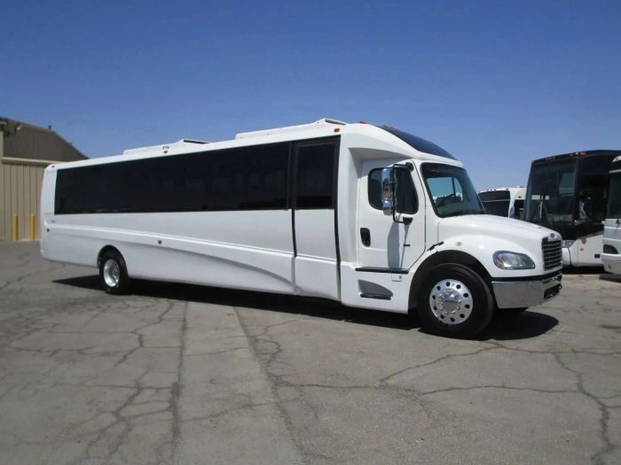Large white party bus – Fort Collins limo service
